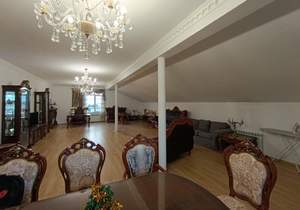 2-к квартира, на длительный срок, 130м2, 4/4 этаж