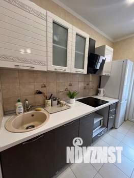1-к квартира, посуточно, 42м2, 3/5 этаж