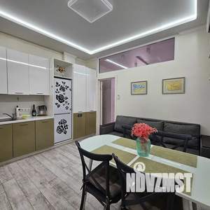 2-к квартира, посуточно, 55м2, 1/2 этаж