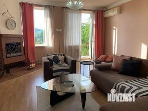 3-к квартира, на длительный срок, 104м2, 3/4 этаж