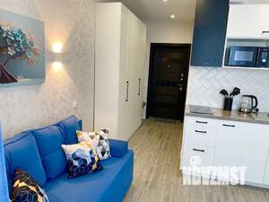 Студия квартира, посуточно, 20м2, 8/18 этаж