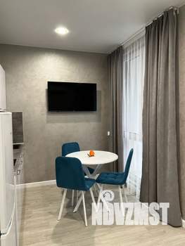 Студия квартира, посуточно, 25м2, 1/3 этаж