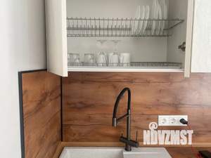 Студия квартира, посуточно, 27м2, 1/4 этаж