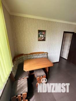 1-к квартира, посуточно, 35м2, 3/3 этаж