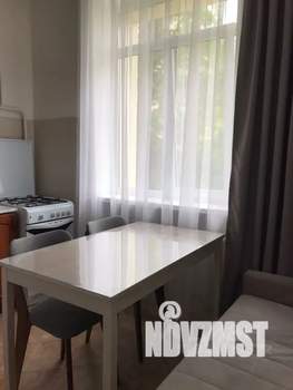 1-к квартира, посуточно, 50м2, 4/4 этаж