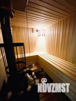 1-к квартира, посуточно, 100м2, 3/3 этаж