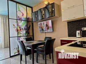 1-к квартира, посуточно, 52м2, 1/1 этаж