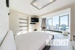 1-к квартира, посуточно, 65м2, 6/18 этаж