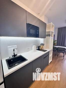 Студия квартира, посуточно, 30м2, 1/7 этаж