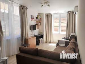 Студия квартира, посуточно, 30м2, 1/11 этаж