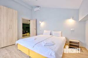 3-к квартира, посуточно, 80м2, 1/1 этаж