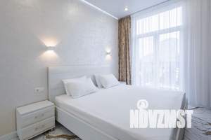 2-к квартира, посуточно, 40м2, 14/17 этаж