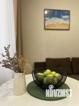 Студия квартира, посуточно, 30м2, 1/3 этаж