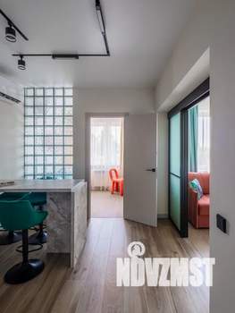 3-к квартира, посуточно, 50м2, 1/21 этаж