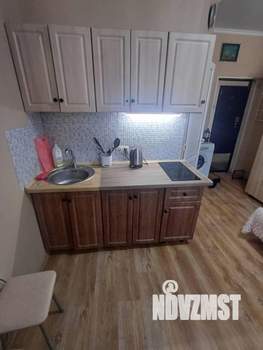 Студия квартира, посуточно, 25м2, 3/3 этаж