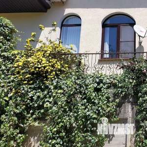 4-к квартира, на длительный срок, 170м2, 2/3 этаж