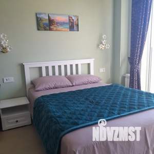 Студия квартира, посуточно, 33м2, 4/7 этаж