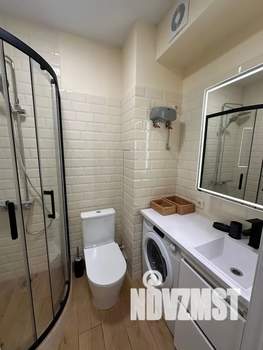 Студия квартира, посуточно, 18м2, 1/20 этаж