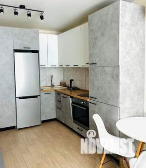 Студия квартира, посуточно, 29м2, 1/3 этаж