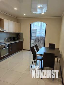 2-к квартира, посуточно, 105м2, 11/21 этаж