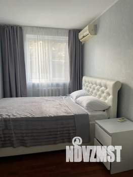 3-к квартира, посуточно, 54м2, 2/5 этаж