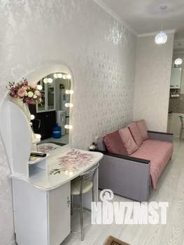 Студия квартира, посуточно, 32м2, 1/6 этаж