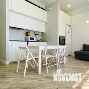 1-к квартира, посуточно, 40м2, 1/7 этаж