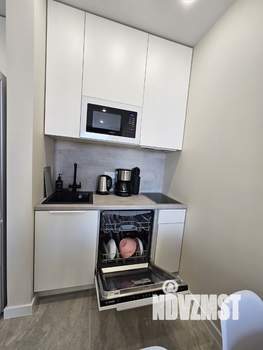 Студия квартира, посуточно, 21м2, 12/20 этаж