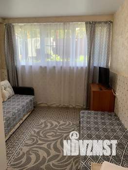 Студия квартира, посуточно, 32м2, 1/9 этаж
