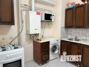 1-к квартира, посуточно, 38м2, 3/7 этаж