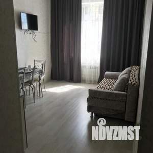 2-к квартира, посуточно, 45м2, 1/1 этаж