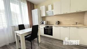 1-к квартира, посуточно, 42м2, 3/10 этаж