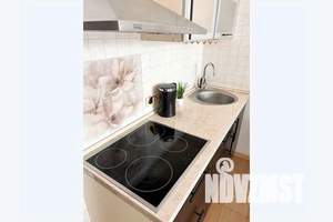 1-к квартира, посуточно, 35м2, 6/8 этаж