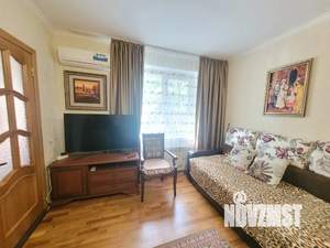 1-к квартира, посуточно, 47м2, 2/9 этаж