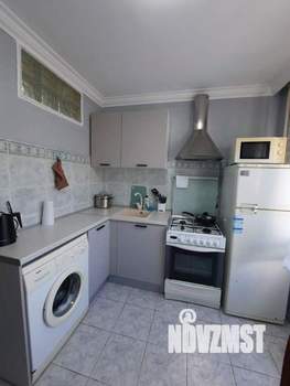 2-к квартира, посуточно, 50м2, 1/1 этаж