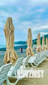 Студия квартира, посуточно, 30м2, 1/4 этаж