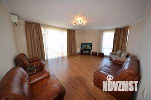 2-к квартира, посуточно, 105м2, 1/1 этаж