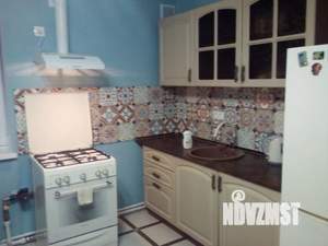 2-к квартира, посуточно, 43м2, 1/2 этаж