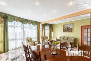 2-к квартира, посуточно, 60м2, 1/1 этаж