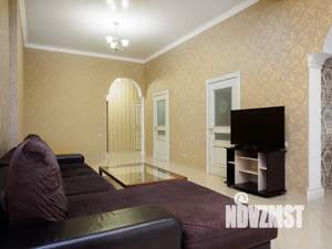 3-к квартира, посуточно, 80м2, 2/5 этаж