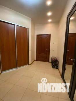 3-к квартира, посуточно, 100м2, 1/1 этаж