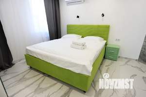 1-к квартира, посуточно, 60м2, 1/1 этаж