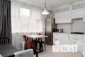 1-к квартира, посуточно, 40м2, 4/5 этаж