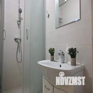 Студия квартира, посуточно, 22м2, 1/5 этаж