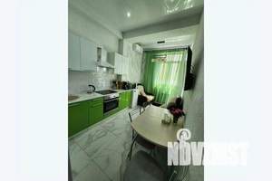 1-к квартира, посуточно, 37м2, 4/13 этаж