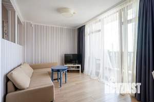 1-к квартира, посуточно, 65м2, 3/7 этаж