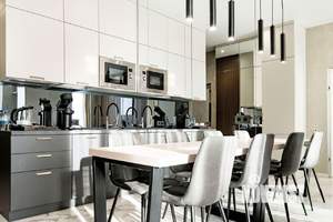 3-к квартира, посуточно, 55м2, 1/1 этаж