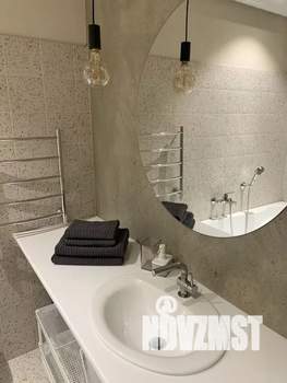 Студия квартира, посуточно, 40м2, 2/19 этаж