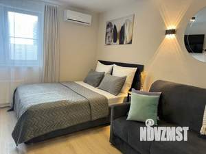 Студия квартира, посуточно, 23м2, 1/12 этаж