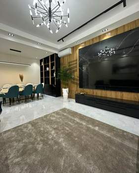4-к квартира, на длительный срок, 130м2, 7/8 этаж